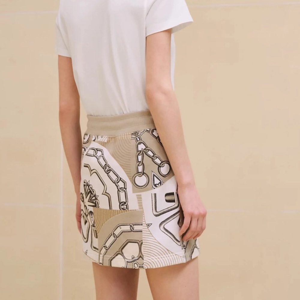 SOLD!! 🍊Hermes Skirt Size 36